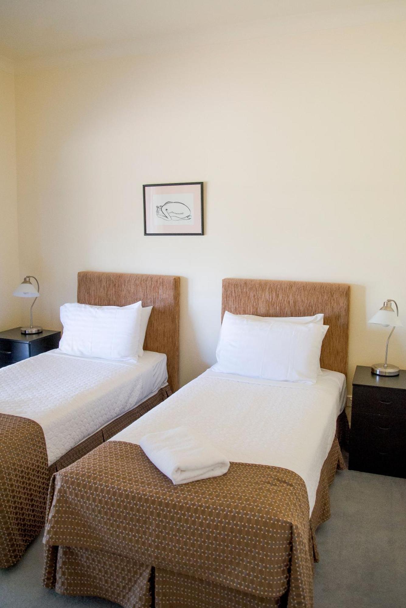 Tranquil Vale Vineyard Hotel Luskintyre Buitenkant foto