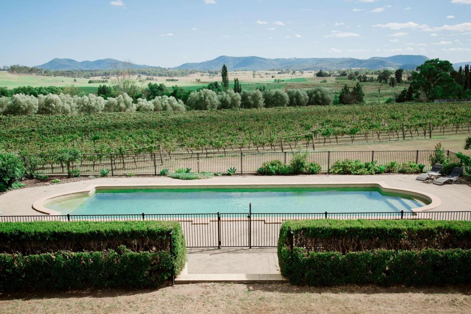 Tranquil Vale Vineyard Hotel Luskintyre Buitenkant foto
