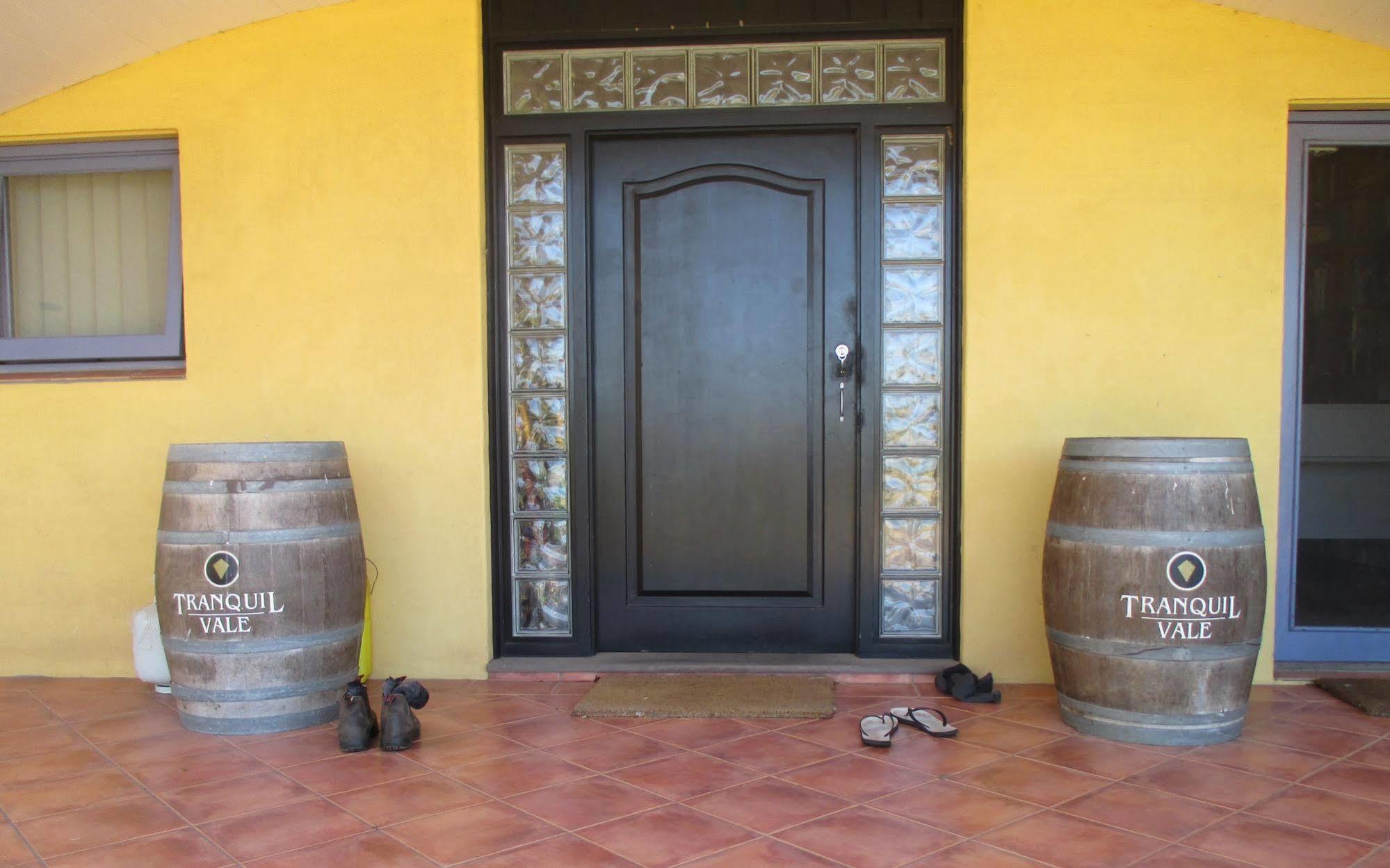 Tranquil Vale Vineyard Hotel Luskintyre Buitenkant foto